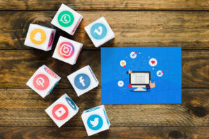 Efektívne stratégie marketingu na sociálnych sieťach: Ako využiť Facebook, Instagram, Twitter, LinkedIn a TikTok
